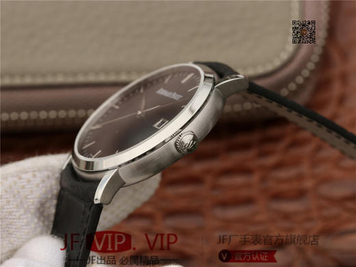 WF爱彼1570 OR.oo2CR.01超薄腕表39mm，在整体约4.2mm的厚度中，这款超薄腕表采用了进口9015Top改装2120机芯 商品图5