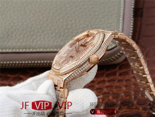 爱彼皇家橡树系列15400.OR满天星钻表少量到货 搭载316L进口不锈钢表壳 精选进口奥地利水钻 搭载9015改原装cal.3120超薄自动机械机芯 商品图5