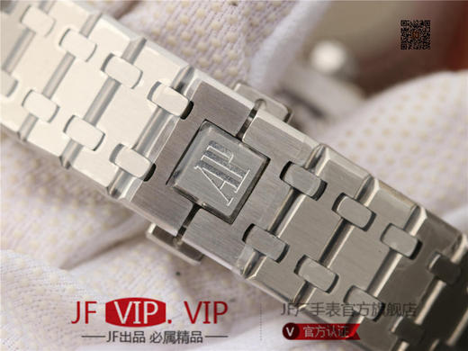 R8最新力作.AUDEMARS PIGUET 【爱彼.皇家橡树陀飞轮腕表】型号：26522OR.OO.120OR.01千变万化的图案，对比与色彩，探索全新途径 商品图10