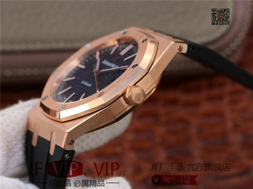 爱彼皇家橡树15400橡胶系列，搭载订制版超薄9015改Cal．3120全自动机芯，原版ap格子纹表盘，双面蓝宝石玻璃，进口橡胶表带，原装折叠表扣，佩戴舒适柔软 使用寿命更长 商品图5