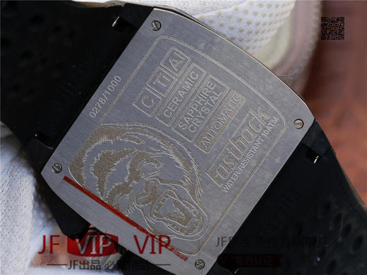 Gorilla大猩猩腕表，是由爱彼设计总监奥克塔维奥.加西亚研发团队打造的。灵感来自于经典美式汽车的仪表盘设计 商品图6