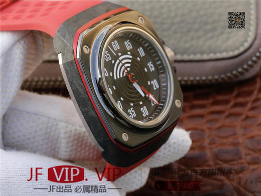 Gorilla大猩猩腕表，是由爱彼设计总监奥克塔维奥.加西亚研发团队打造的。灵感来自于经典美式汽车的仪表盘设计 商品图4