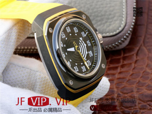 Gorilla大猩猩腕表，是由爱彼设计总监奥克塔维奥.加西亚研发团队打造的。灵感来自于经典美式汽车的仪表盘设计 商品图4