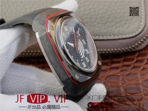 Gorilla大猩猩腕表，是由爱彼设计总监奥克塔维奥.加西亚研发团队打造的。灵感来自于经典美式汽车的仪表盘设计 商品图4