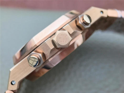 JH爱彼皇家橡树26331原装开模，强副本！41mm直径，上海7750全自动机械机芯。 商品图12