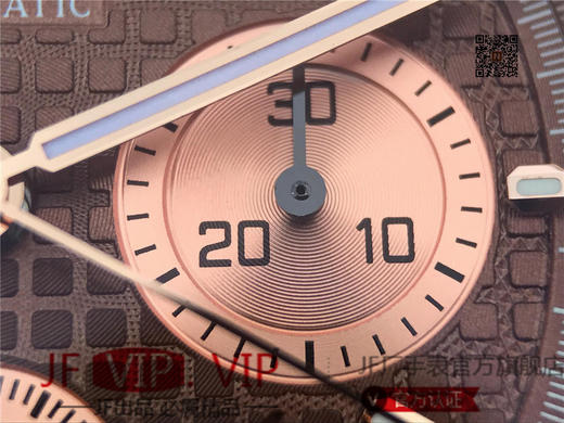 JH爱彼皇家橡树26331，41mm直径，上海7750全自动机械机芯。 动力储备：40小时 表盘材质：镌刻“Grande Tapisserie”大格纹装饰 商品图7