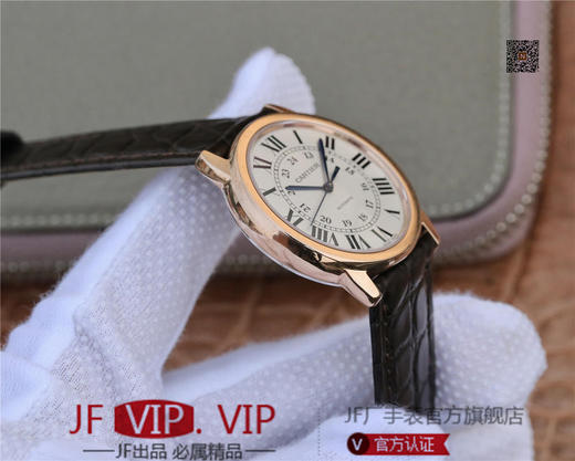 A8卡地亚伦敦SOLO中号WSRN0021腕表。直径36mm 厚度9.46 搭载卡地亚原装076全自动机械机芯。 商品图5