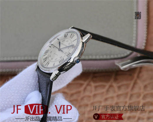 A8卡地亚伦敦SOLO中号WSRN0021腕表。直径36mm 厚度9.46 搭载卡地亚原装076全自动机械机芯。 商品图8