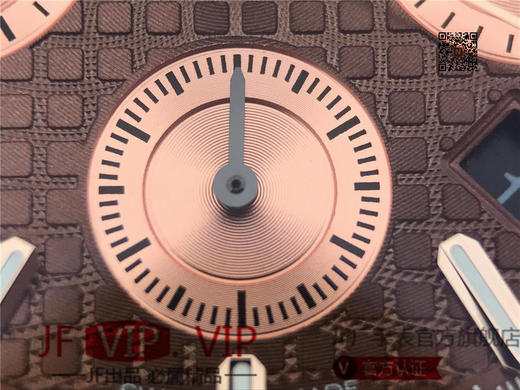 JH爱彼皇家橡树26331，41mm直径，上海7750全自动机械机芯。 动力储备：40小时 表盘材质：镌刻“Grande Tapisserie”大格纹装饰 商品图5