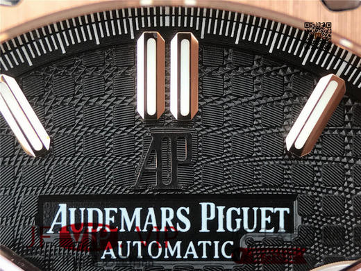 JH爱彼皇家橡树26331，41mm直径，上海7750全自动机械机芯。 动力储备：40小时 表盘材质：镌刻“Grande Tapisserie”大格纹装饰 商品图4