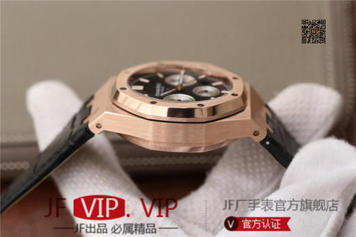 JH爱彼皇家橡树26331，41mm直径，上海7750全自动机械机芯。 动力储备：40小时 表盘材质：镌刻“Grande Tapisserie”大格纹装饰 商品图10