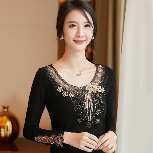 ZZ-LQ93113秋季新款女装时尚绣花长袖棉T恤 商品图0