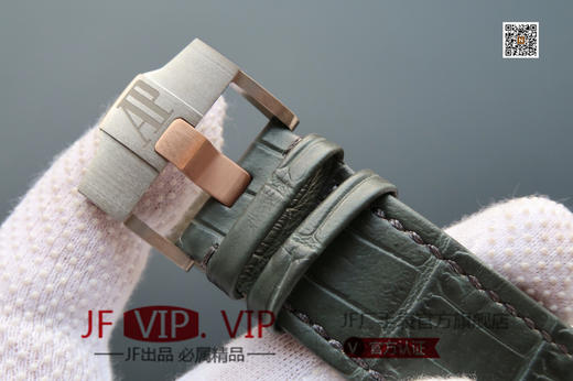 JF爱彼26179。皇家橡树印尼限量版，自制原装3126全自动计时机械机芯，纯钛钢表壳，全部功能同原装，42mm直径，本厂配泰国鳄表带！皮表带，男士手表，密底 商品图7