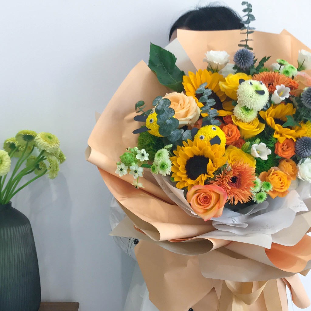 向阳花开,温暖陪伴向日葵混搭花束生日祝福花束