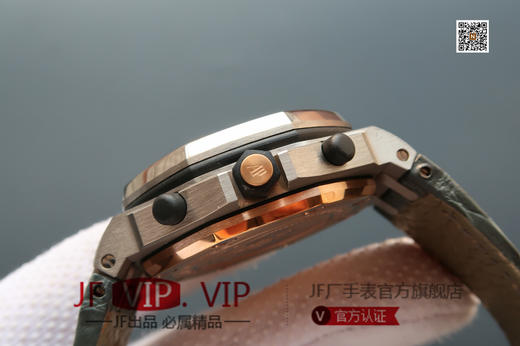 JF爱彼26179。皇家橡树印尼限量版，自制原装3126全自动计时机械机芯，纯钛钢表壳，全部功能同原装，42mm直径，本厂配泰国鳄表带！皮表带，男士手表，密底 商品图4