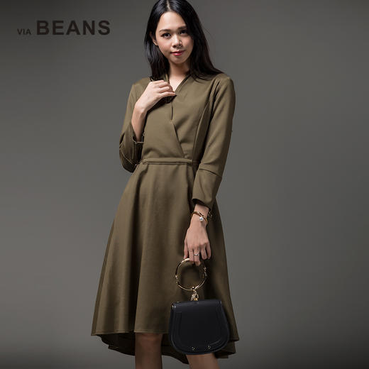 VIA BEANS-活动款  V领腰系带连身裙  9821200069 商品图0