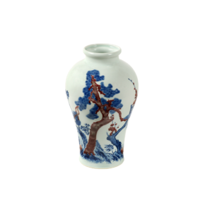 青花釉里红梅瓶