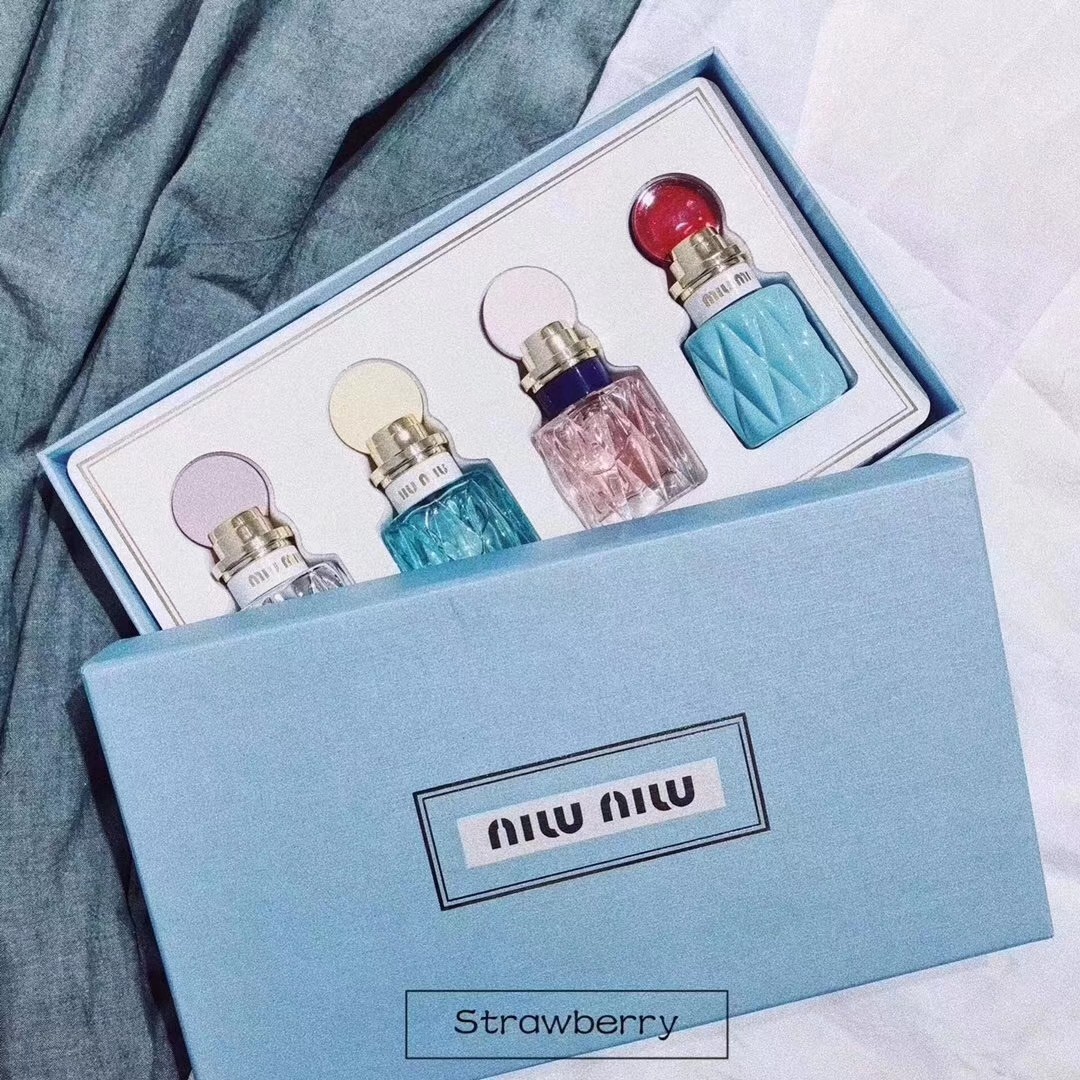 miumiu缪缪香水小样套盒20mⅠ/4