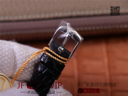 GS优雅之作—欧米茄蝶飞系列424.13.27.60.55.001腕表(Dewdrop) 腕表尺寸27.4mmX8.8mm与原装一致 ，【机芯】瑞士进口石英机芯 商品图7