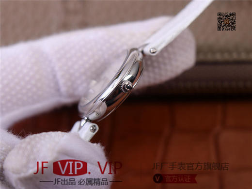 GS优雅之作—欧米茄蝶飞系列424.13.27.60.55.001腕表(Dewdrop) 腕表尺寸27.4mmX8.8mm与原装一致 ，【机芯】瑞士进口石英机芯 商品图4