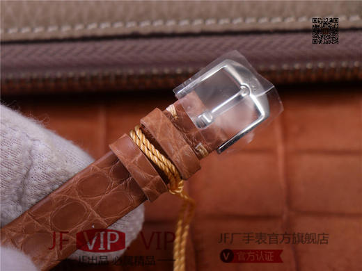 GS优雅之作—欧米茄蝶飞系列424.13.27.60.55.001腕表(Dewdrop) 腕表尺寸27.4mmX8.8mm与原装一致 ，【机芯】瑞士进口石英机芯 商品图7