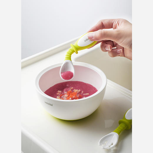 婴儿学吃饭弯头硅胶软勺（一套为勺子+叉子） 商品图1