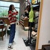 吸睛！宋妍霏机场同款！众多潮人、明星上身！G家撞色红色条纹绿领POLO针织衫毛衣！ 商品缩略图1