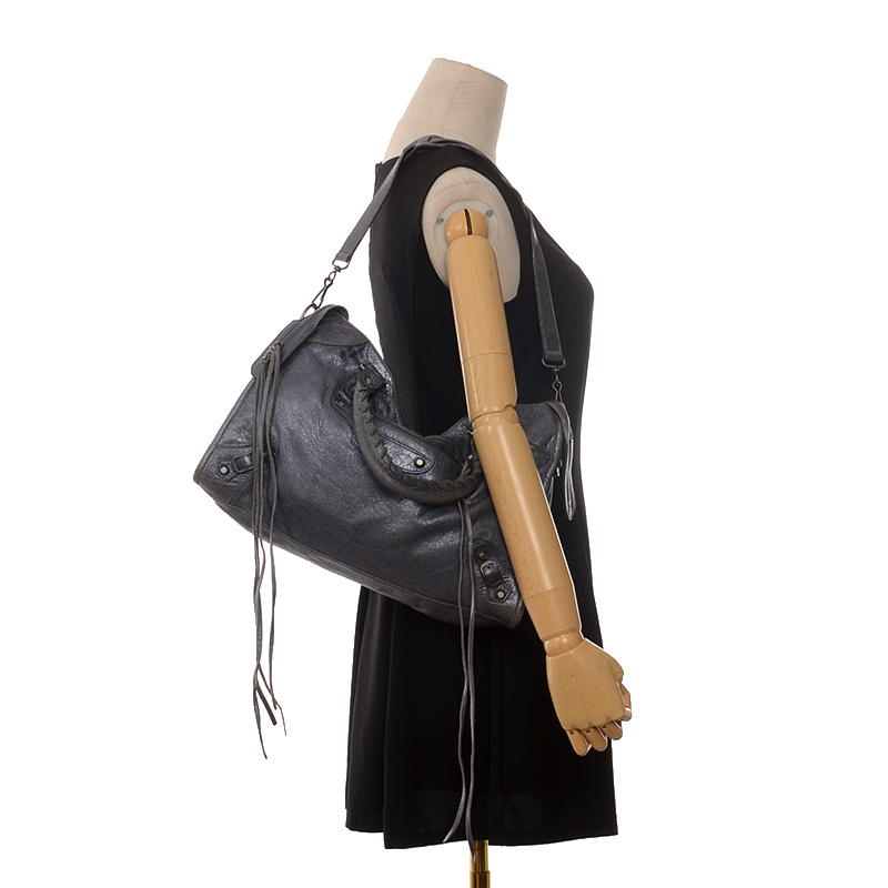 balenciaga 巴黎世家 classic city 经典款灰色蜡感皮机车包 带肩带