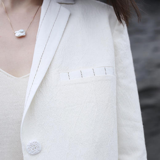 柏图/天丝亚麻棉质混纺西装外套女秋条纹拼接小西服百搭短款上衣 商品图3