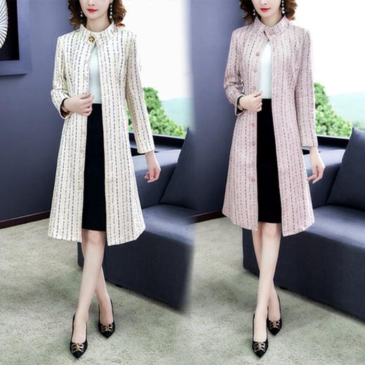 NYL-426786秋冬新款流行白色条纹系带显瘦过膝大码女式外套 商品图0