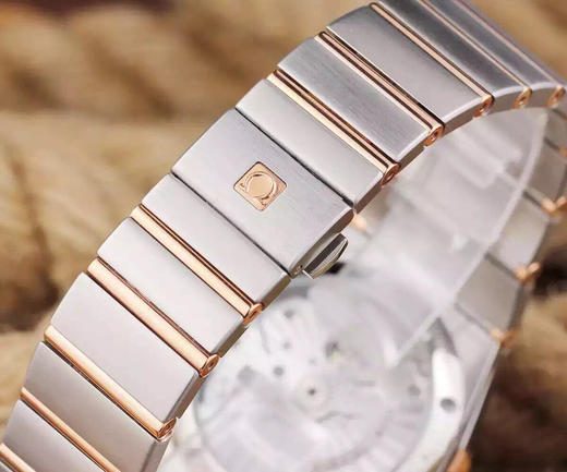 V6欧米茄星座系列123.10.38.21.02.001机械男士手表，直径:大号38.5mm，小号35.5mm。精钢镀18k表链表壳，8500全自动机械机芯，蓝宝石镜面，男士手表，精钢表带，透底 商品图3