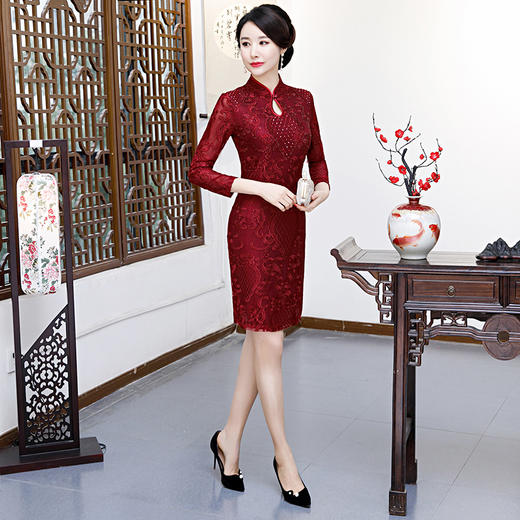 QQX-9236新款冬季妈妈装婚宴旗袍 商品图1