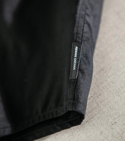 THS 9.29-无-孤品尾货专场 黑色领内红色内衬装饰长袖衬衫 AG1099 商品图5