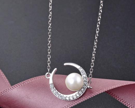 【首饰】s925纯银月亮项链时尚镶钻贝珠吊坠锁骨链 商品图0