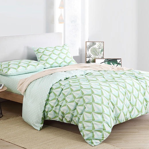 MCE-010 索拉尔时尚四件套 商品图1