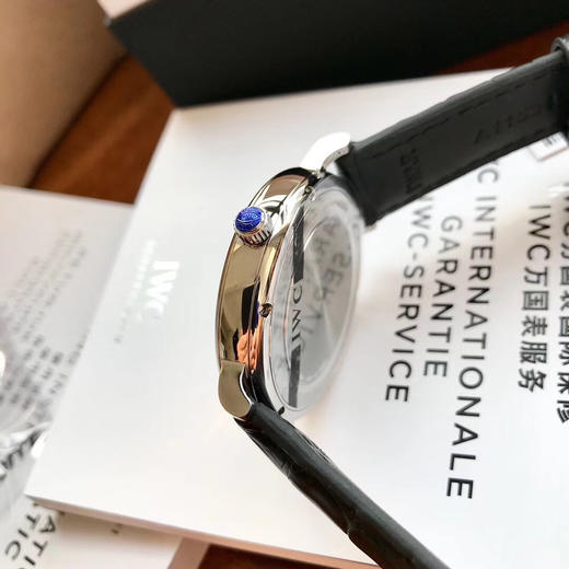 原单渠道出口订单！瑞士机 IWC万国柏涛菲诺 系列 表径40mm 美洲鳄鱼皮表带 男士腕表
经典款白面金针IW356517 商品图7