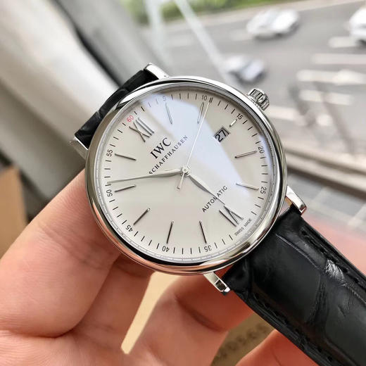 原单渠道出口订单！瑞士机 IWC万国柏涛菲诺 系列 表径40mm 美洲鳄鱼皮表带 男士腕表
经典款IW356501 商品图3