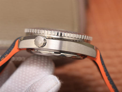 OM 8900海马系列海洋宇宙600米腕表火爆来袭：市面最高版本海洋宇宙系列腕表，43.50毫米采用进口316L精钢，黑摆轮机芯 商品图5