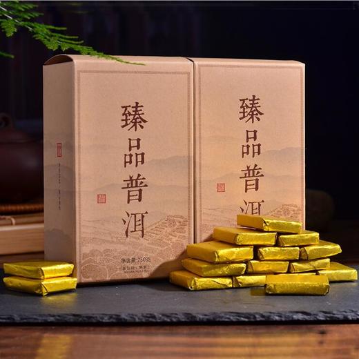 云南普洱茶 熟茶 勐海陈年宫廷普洱茶 小金砖 250g 盒装 商品图0