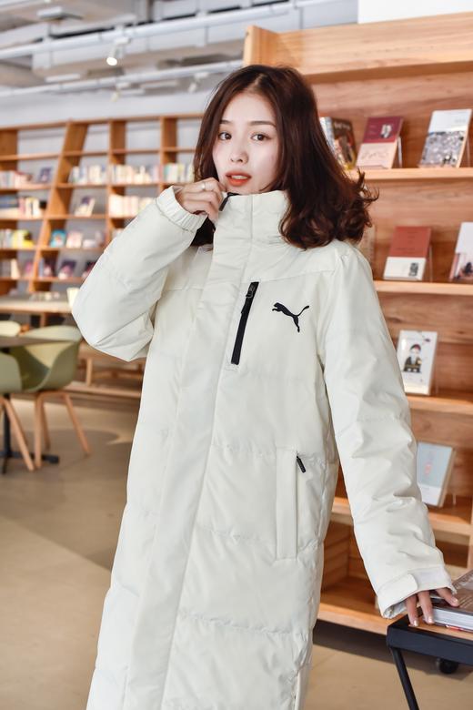 点此购买 男女款彪马PUMA白鸭绒长款羽绒服 领128095 商品图1