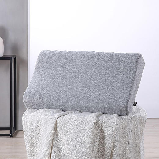 HBZX-009 亲肤乳胶枕 商品图0