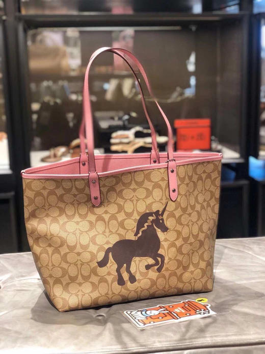 最后一枚美现！Coach独角兽粉拼老花双面敞口购物袋 商品图1