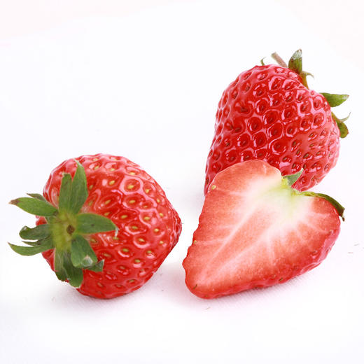 玉溪牛奶草莓 精品大果 商品图1