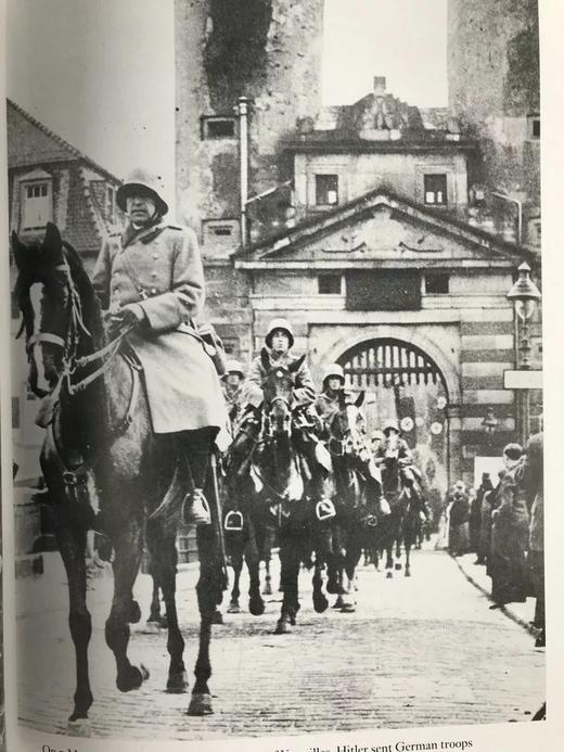 丘吉尔历史巨著《二战回忆录》（全6卷） 约百幅照片插图 精装18开带书匣 商品图9