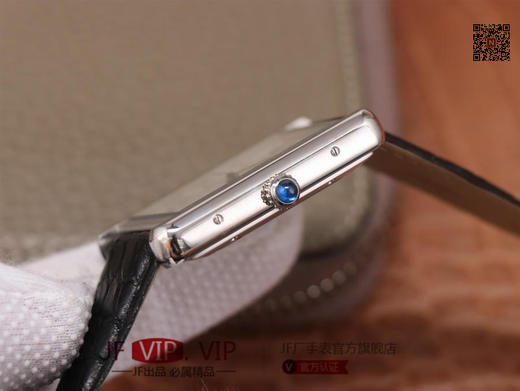 A8卡地亚CARTIER TANK SOLO 超薄男士腕表，采用2892机芯并精细打磨，寸参数均与原装一致，直径31X40.8mm 厚度7.80mm。美洲鳄鱼皮 商品图4