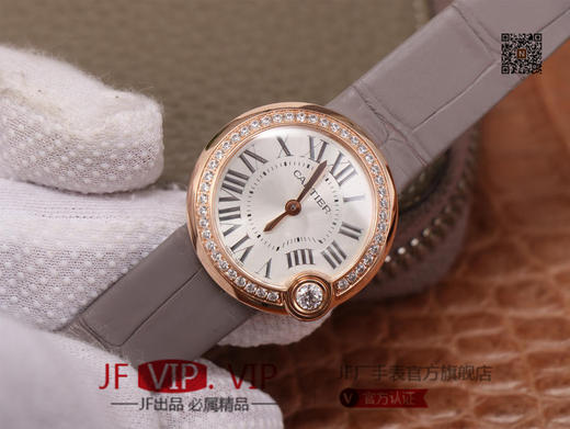 卡地亚Ballon Blanc de Cartier系列，尺寸30mm，瑞士朗达石英机芯+Cartier专用甲板 ，4点钟表冠镶嵌一颗0.14克拉的钻石，女士腕表，石英机 商品图1