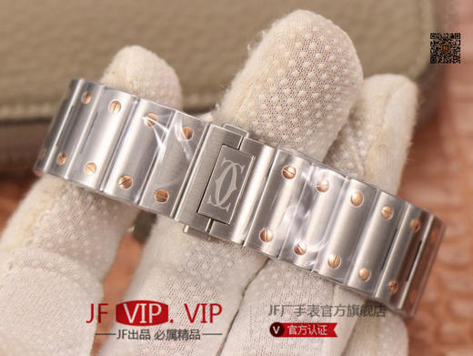 BV男装大号-卡地亚新款山度士 表壳：316材质表盘：渐变蓝色表针，尺寸：39.8X47.5X9.08毫米表冠：蓝宝石机芯：MIYOTA-9015 商品图5