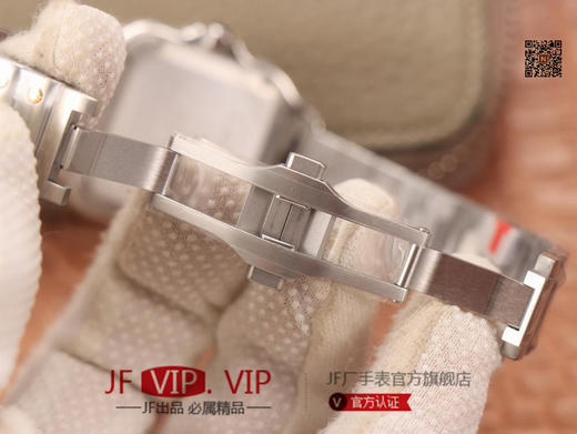 BV男装大号-卡地亚新款山度士 表壳：316材质表盘：渐变蓝色表针，尺寸：39.8X47.5X9.08毫米表冠：蓝宝石机芯：MIYOTA-9015 商品图8