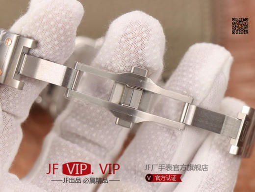 BV男装大号-卡地亚新款山度士 表壳：316材质表盘：渐变蓝色表针，尺寸：39.8X47.5X9.08毫米表冠：蓝宝石机芯：MIYOTA-9015 商品图8