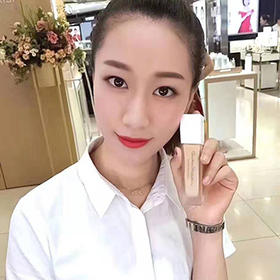 持妆抗蓝光粉底液